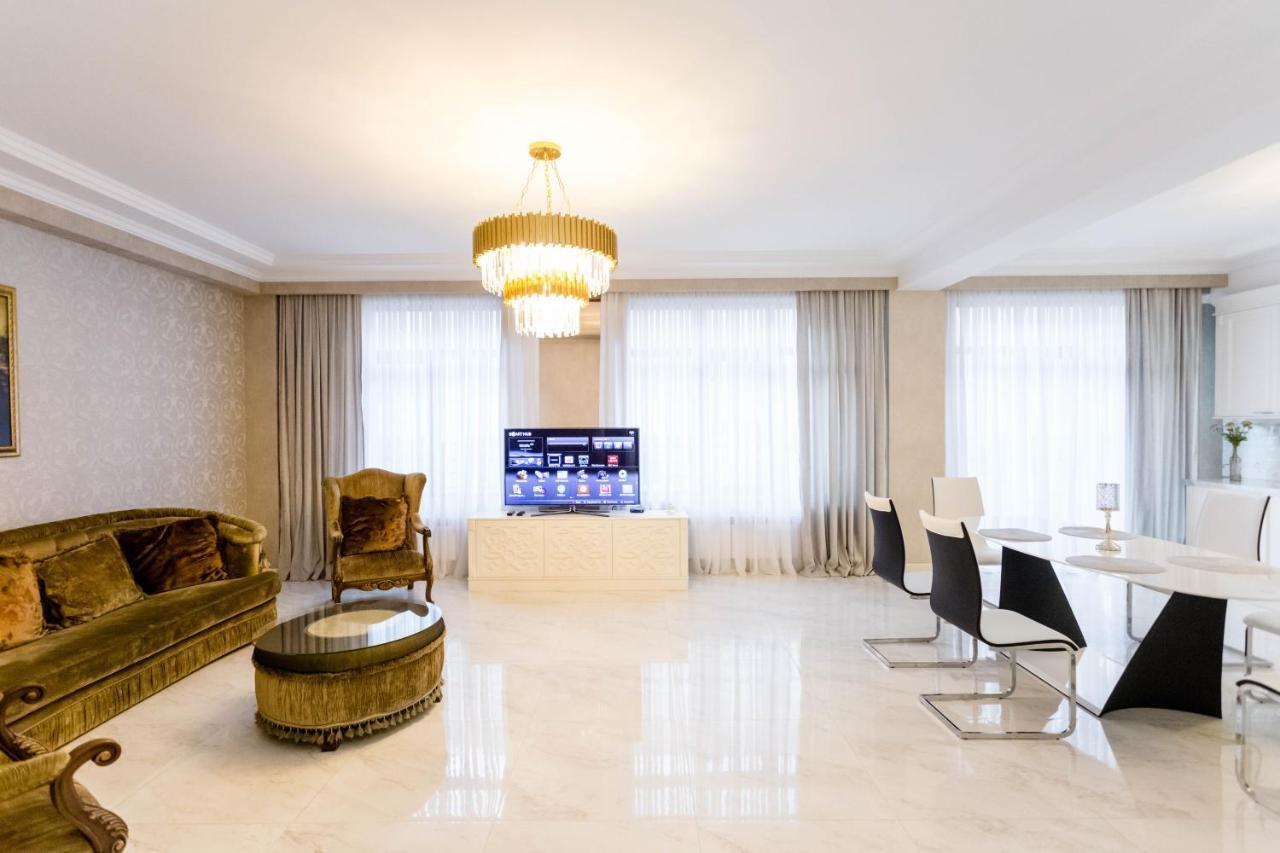 Rustaveli Residence I Тбілісі Екстер'єр фото